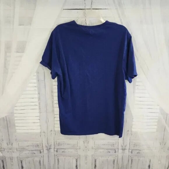 Gap Pocket T-Shirt - Picture 2 of 2